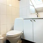 Διαμέρισμα Furnished 2 Bedroom In Κόλντινγκ