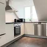 Διαμέρισμα Furnished 2 Bedroom In Κόλντινγκ